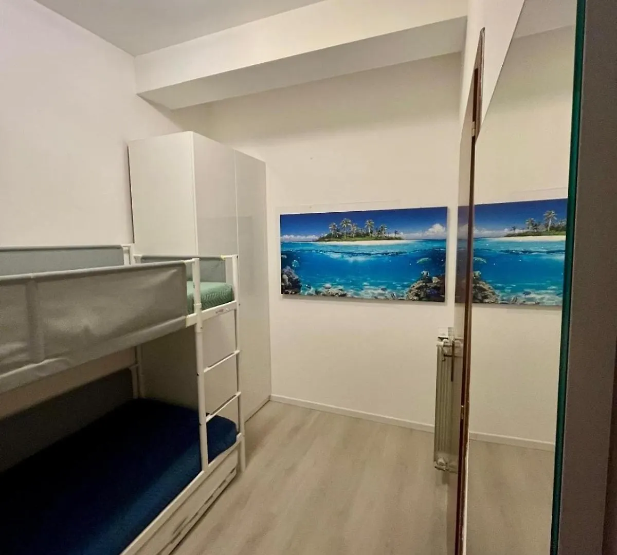 Blu Marine Trilocale Brescia Apartment