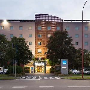 Novotel Due Hotell